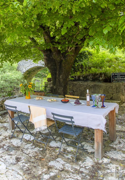 Dans les Alpes-Maritimes, au nord-ouest de Grasse, un ancien moulin à eau du 19e siècle en pleine nature - photo  n°31